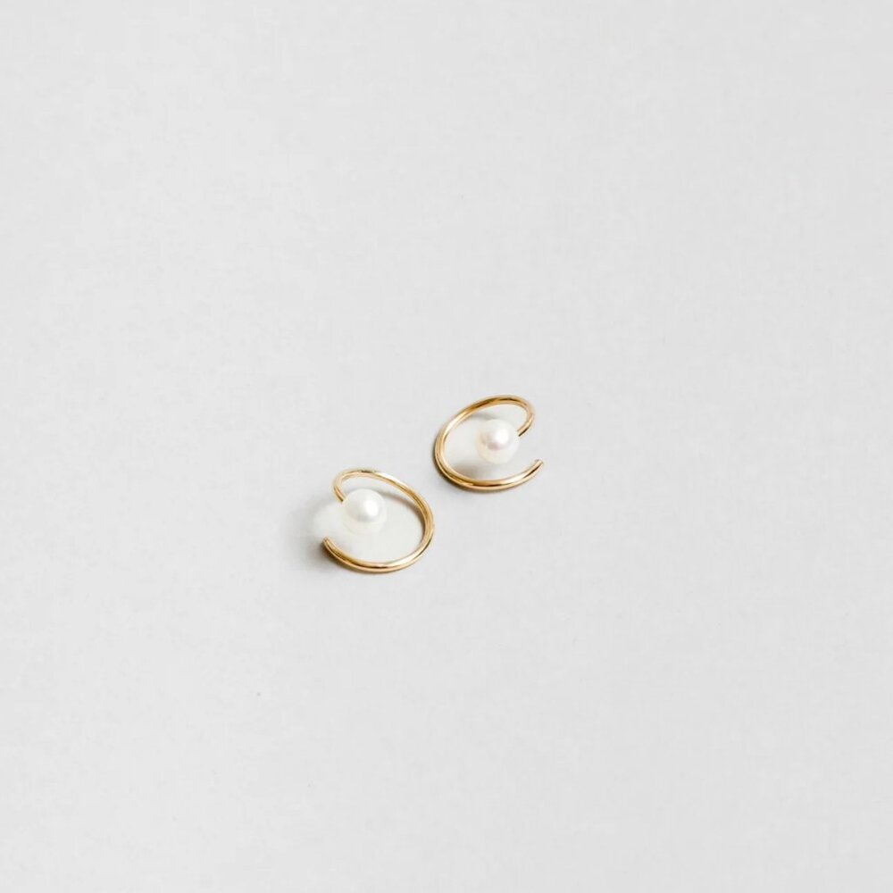 Wolf Circus White Pearl Swirl Studs in Gold NWT